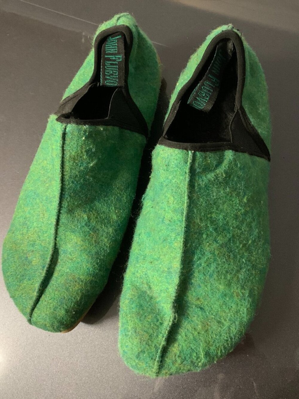 John Fluevog Dayan Peacemaker Green Vegan Felt Slippers